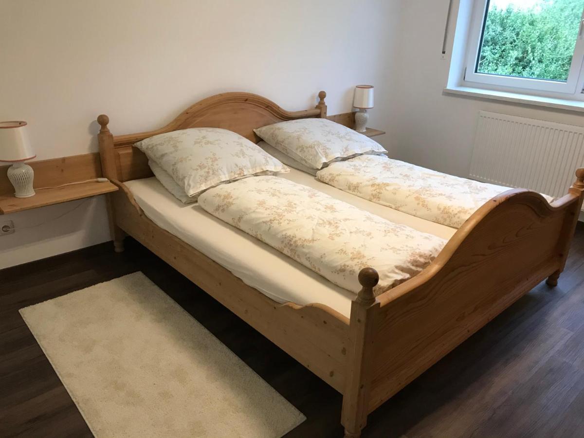 Ferienwohnung „Frosch“ Neukirchen-Balbini 外观 照片